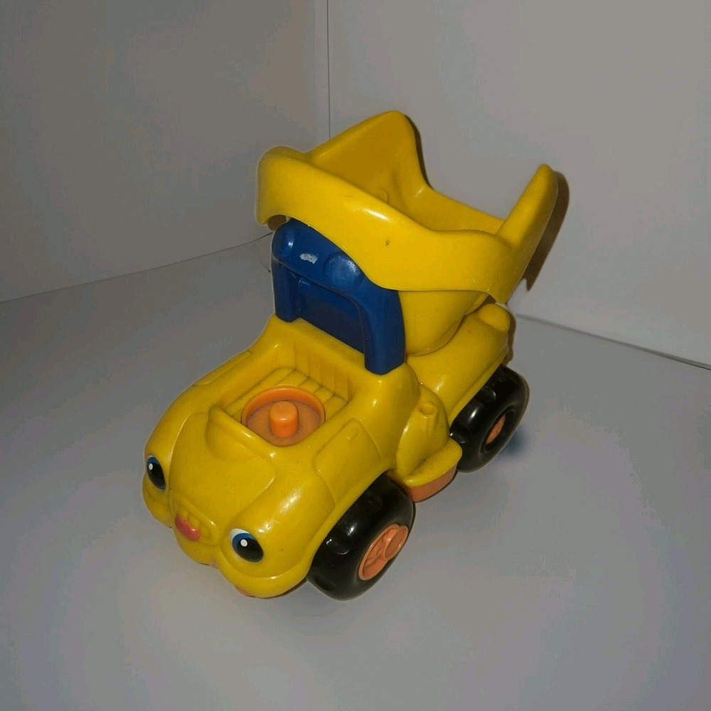 Fisher-Price Little People 1998 Yellow Construction Dump Truck Toy #72649